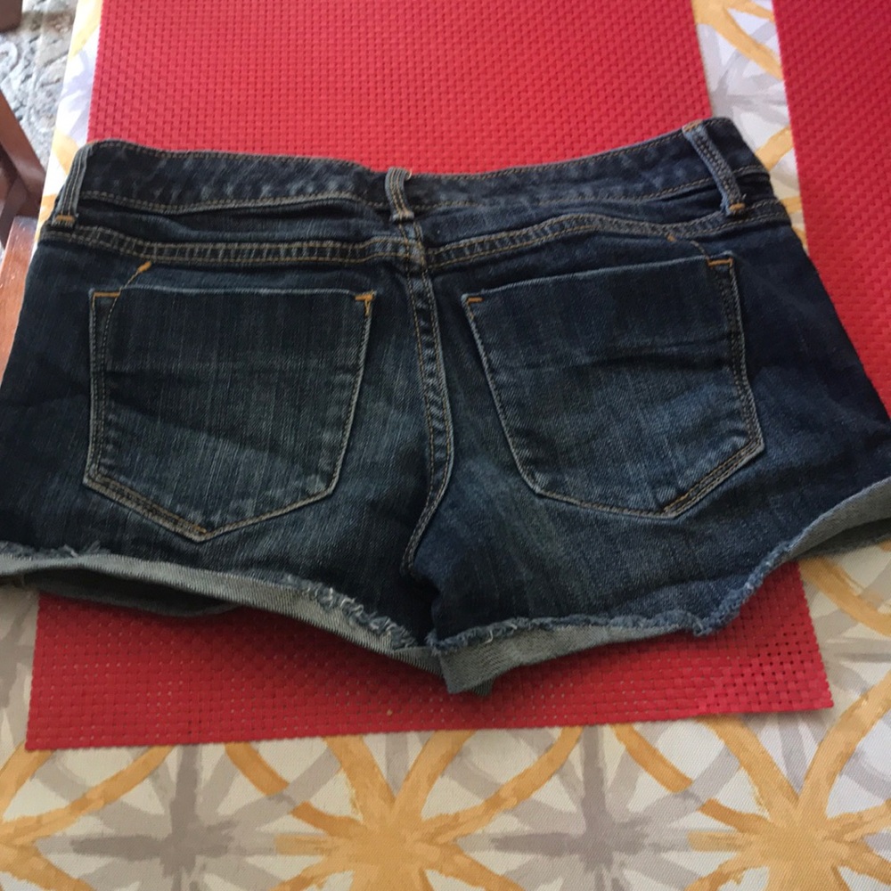 Shorts - Picture 3 of 3